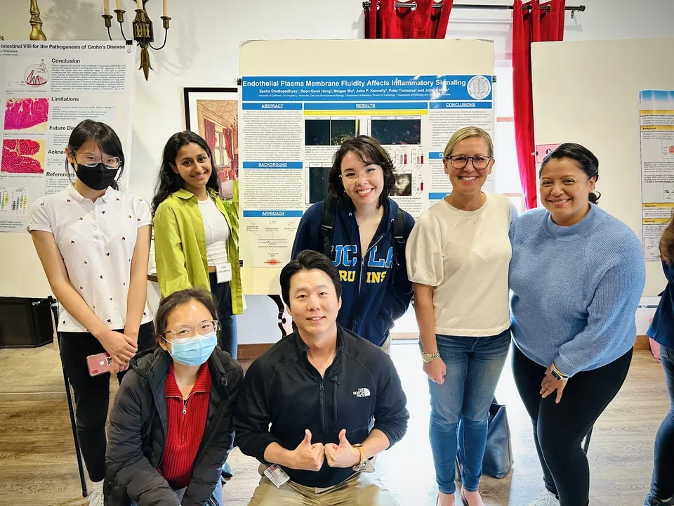 Mack Lab Attends Undergraduate Poster Session